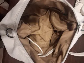 Borsa a spalla traforata beige