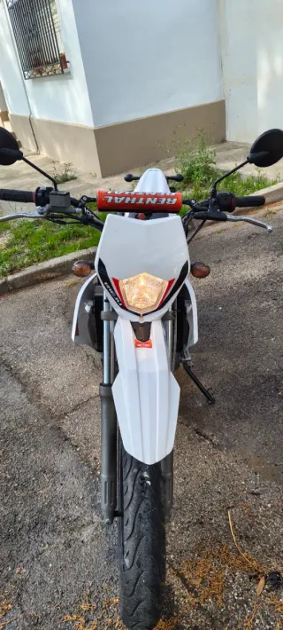 Rieju MRT 125 LC Supermotard