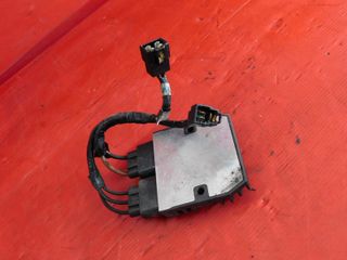 REGOLATORE DI TENSIONE TRIUMPH STREET TRIPLE 675