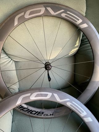 Par Rodas Roval CLX 60 Carbono