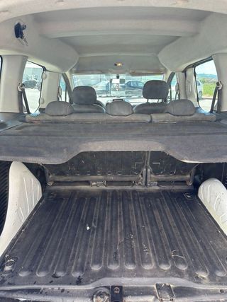 Peugeot Partner 2012