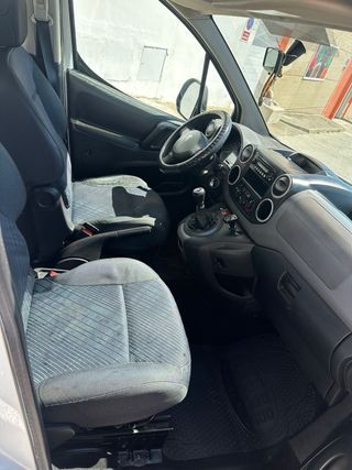 Peugeot Partner 2012