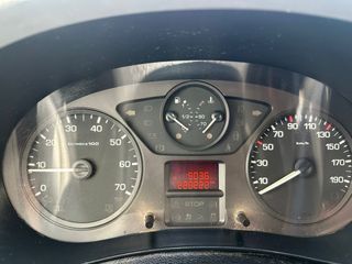 Peugeot Partner 2012