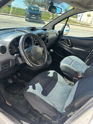 Peugeot Partner 2012