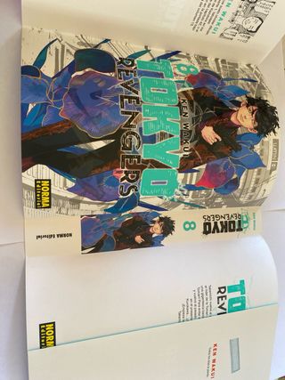 TOKYO REVENGERS 08