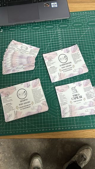 VINILOS PERSONALIZADOS A MEDIDA / STICKERS