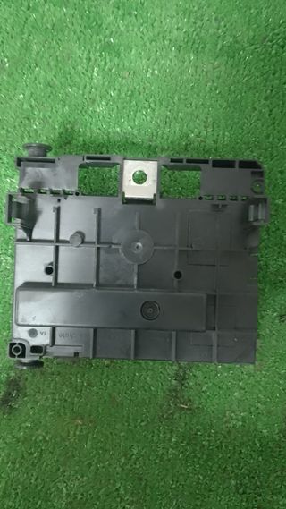 Caja Fusibles Relés Peugeot 308 2008