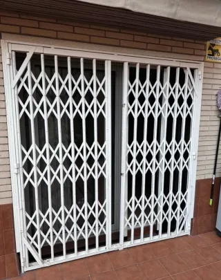 Reja de ballesta extensible