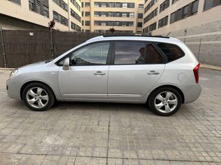 KIA Carens 2010
