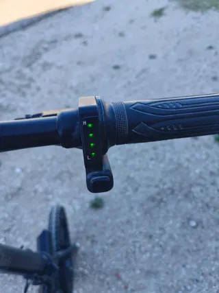 Bicicleta Eléctrica Plegable Negra