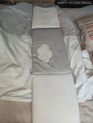 Cuna colecho con ruedas