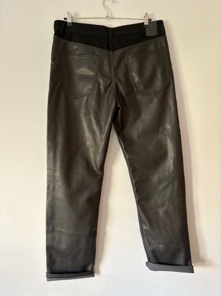 Pantalón Lefties efecto piel y pana Talla XL 42