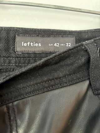 Pantalón Lefties efecto piel y pana Talla XL 42