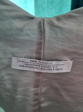 Vestido maxi plateado Zara