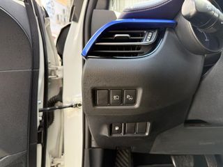 Toyota C-HR 1.8 125H Dynamic Plus