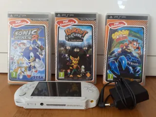 Pack consola Sony PSP Blanca + 3 Juegos