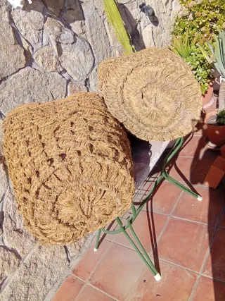 Serones antiguos de esparto serón cesto
