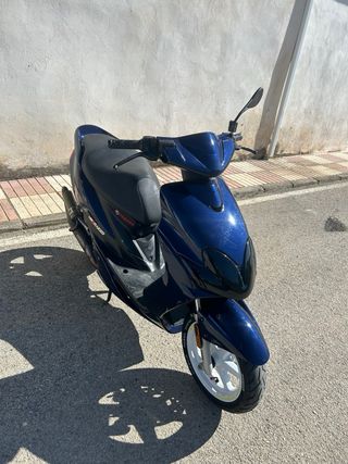 Yamaha Jog RR Azul