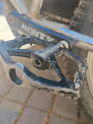 Bicicleta Trial Monty