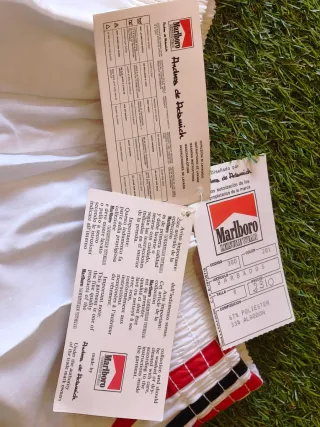 Shorts Vintage Marlboro.Pantalon corto