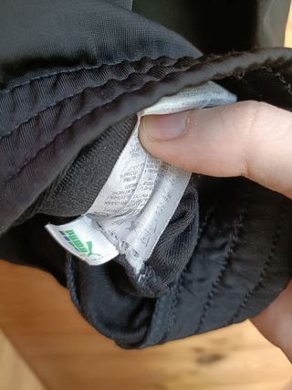 Sudadera Puma Color Negro y Blanco Talla M.