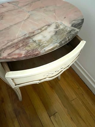 Mesita auxiliar antigua mármol y madera