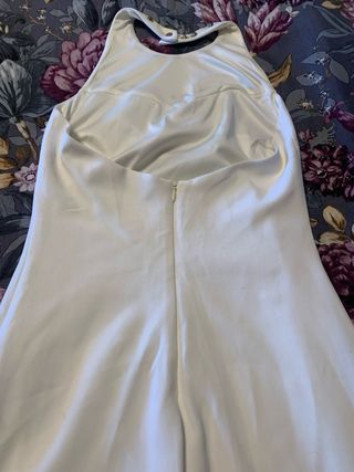 Vestido Blanco Zara con Tachuelas