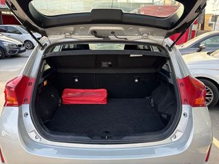 Toyota Auris 1.8 Hybrid Dynamic