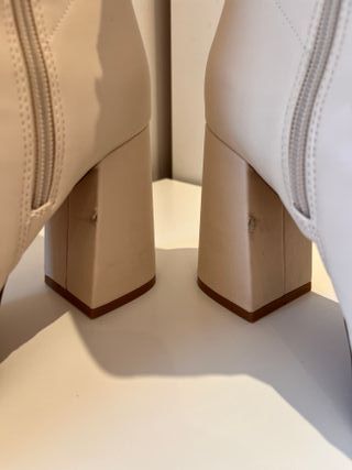 Botines Beige/crema plataforma y tacón