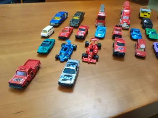 Lote miniaturas de coches tipo Majorette, Matchbox