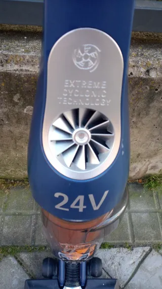 Aspiradora Rowenta Air Force Extreme 24V