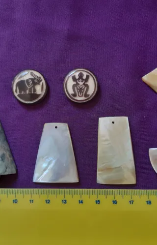 Colgantes Madre Perla y Tawa