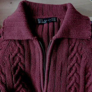 Chaqueta Zara punto burdeos