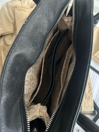 Bolso Guess Grande Negro y Gris