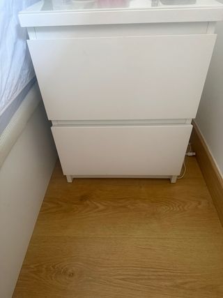 URGE 2 Mesitas de noche blanca Ikea precio unidad