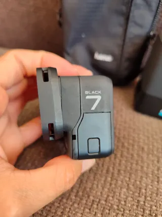 Fotocamera GoPro Hero 7 Black + Accessori