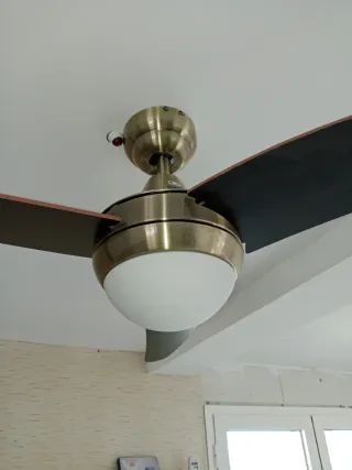 Ventilador de techo con luz