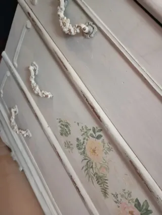 Cómoda de madera vintage