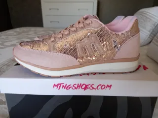 Deportivas Mustang Talla 38 Doradas y Rosas