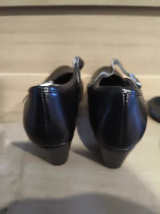 Zapatos Flamenco Talla 37 + Castañuelas Jalé
