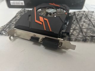 NUEVA!!!!!!! Gigabyte GeForce GT 1030 OC 2G