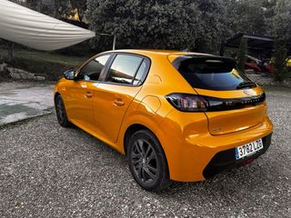 Peugeot 208 2022