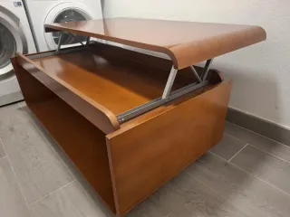 Tavolo da salotto in legno di design