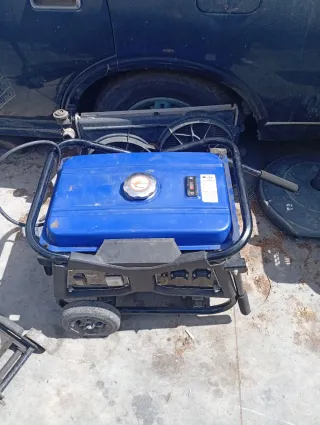 Grupo electrógeno azul