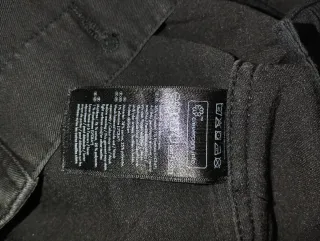 Cazadora vaquera mujer elástica negra