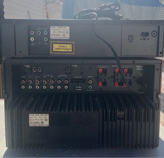 Equipo de Sonido Philips y Altavoces Sanyo