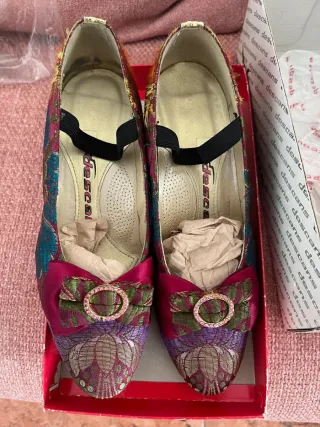 Traje Fallera S.XIX Talla 36 + Cuerpo S.XVIII