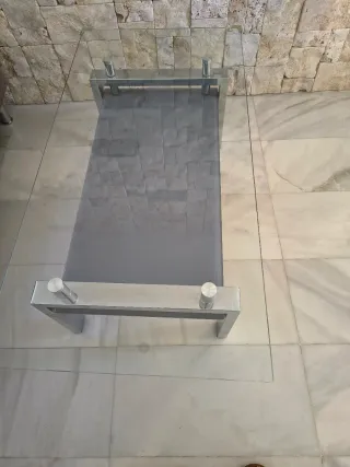 Mesa de centro cristal y metal