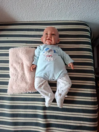 Muñeca Reborn con ropa