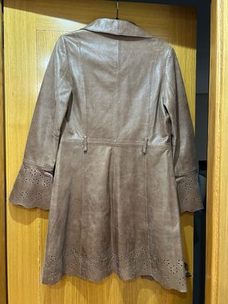 Levita de piel marrón Talla S
